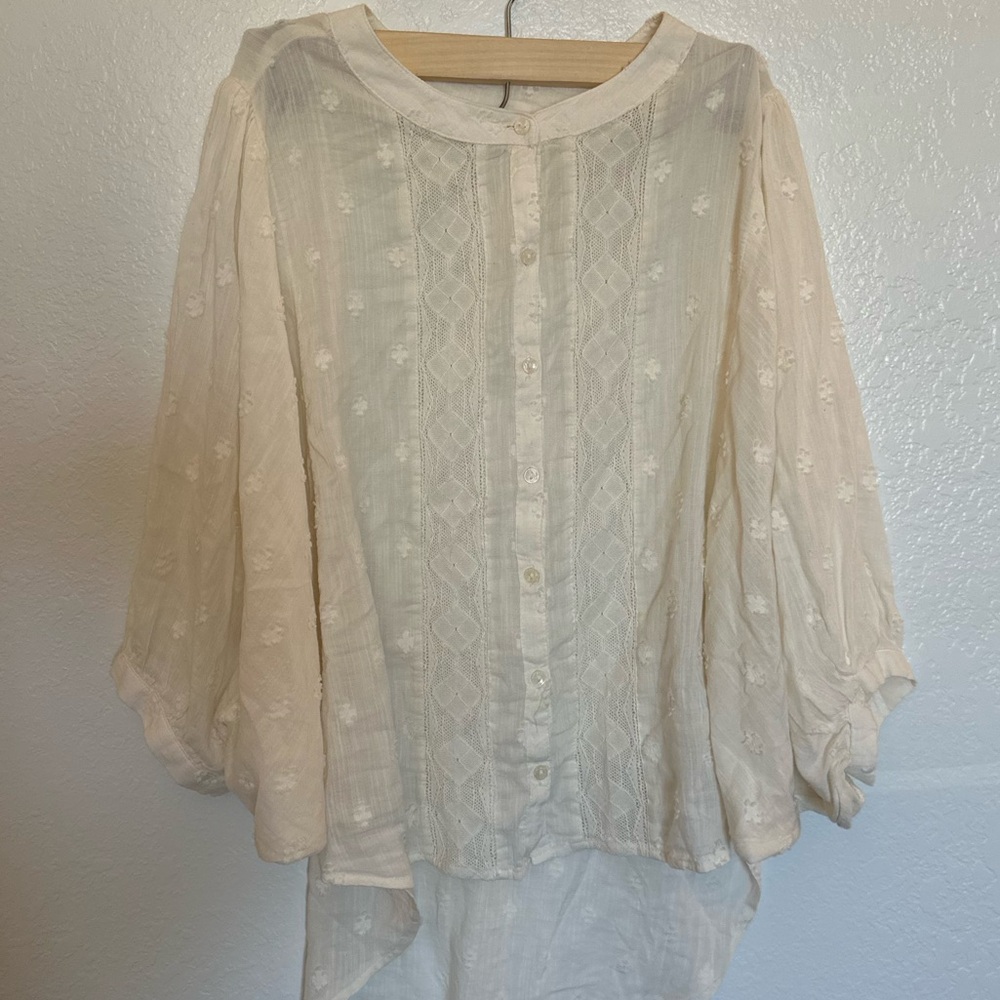 Boho Cream Button-Up Blouse Small Women’s Lace Medium